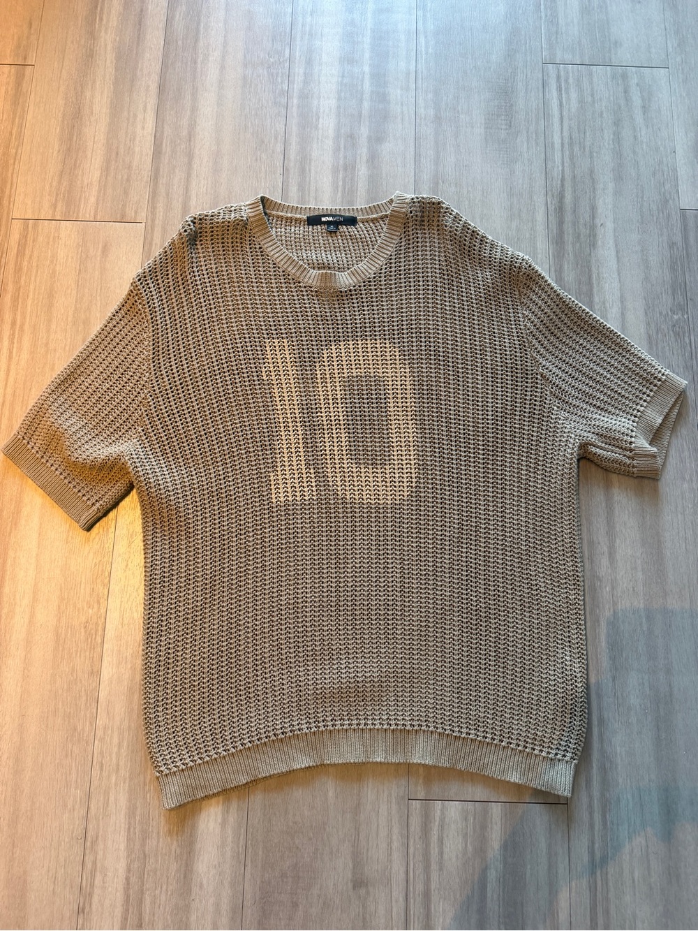 Men's Short-Sleeve Knit Sweater with '10' Detail - Beige (XL)